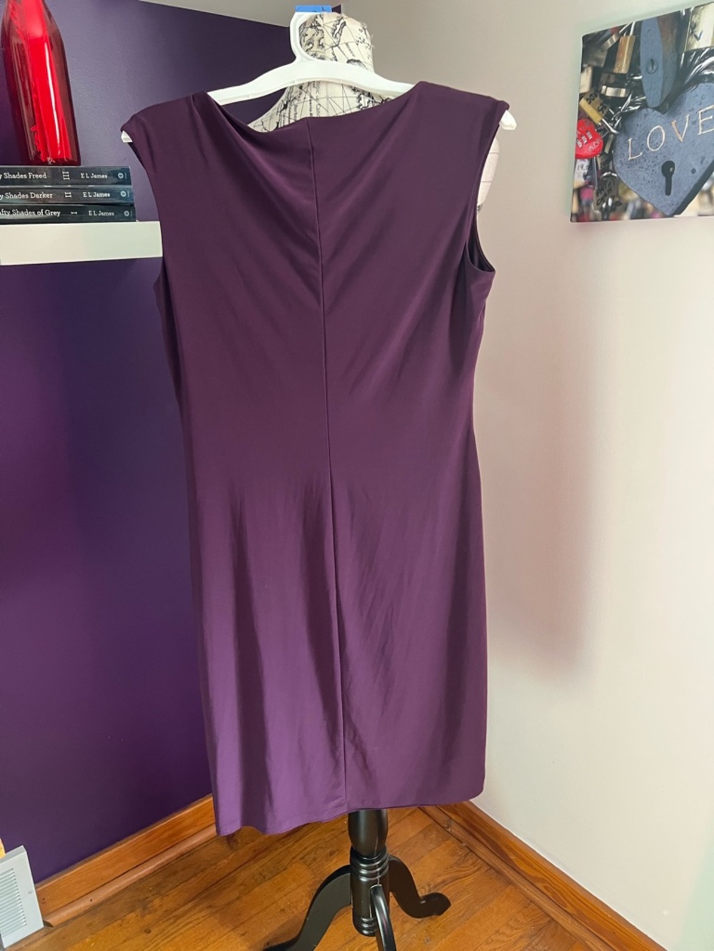 7 for $30 Sleeveless Anne Klein Dress - Picture 5 of 8